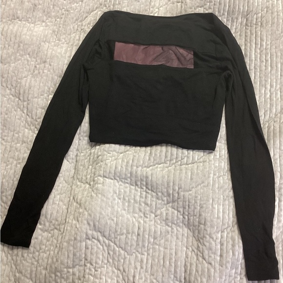 NAKED WARDROBE BLACK LONG SLEEVE CROP TOP W/ MESH SZ. M NWOT - Picture 4 of 6